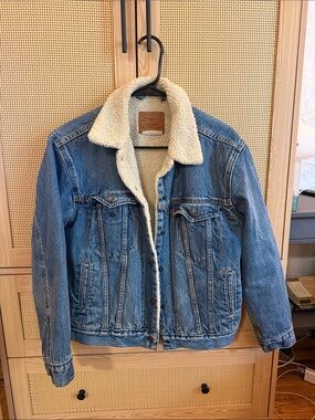 Levi's Blue Denim Sherpa Jacket with Cream Lining